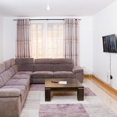 Lake Breeze Apartments Naivasha Ngoại thất bức ảnh
